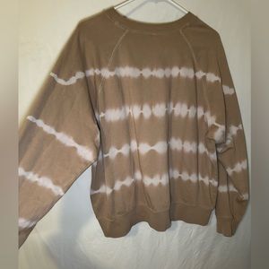 Old Navy Tan/Beige Sweatshirt with white stripes Size Large